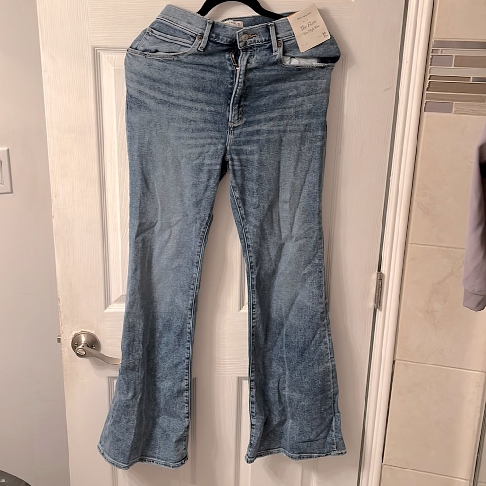 Abercrombie “The Flare Ultra High Rise” jeans, size 10, NWT